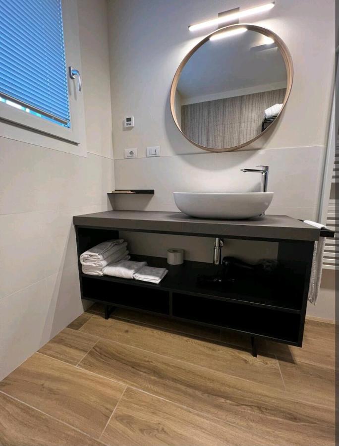 A&G Suites Parma Esterno foto
