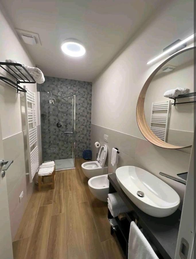 A&G Suites Parma Esterno foto