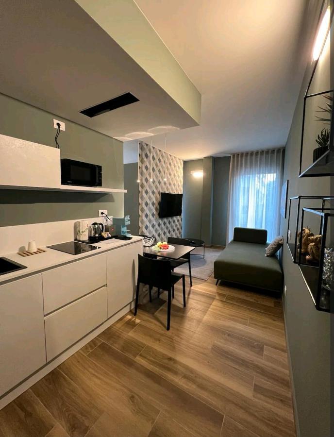 A&G Suites Parma Esterno foto