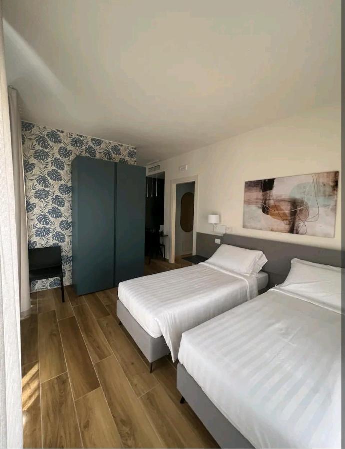 A&G Suites Parma Esterno foto